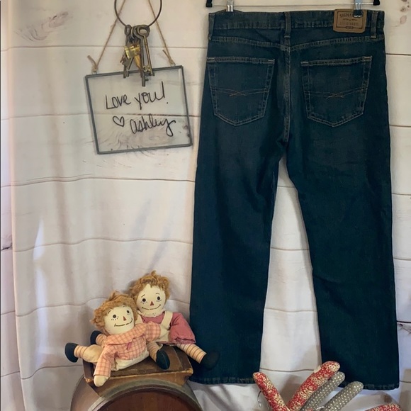 Levi’s; Blue Jeans; Signature; Regular; 34x30 - Picture 2 of 8